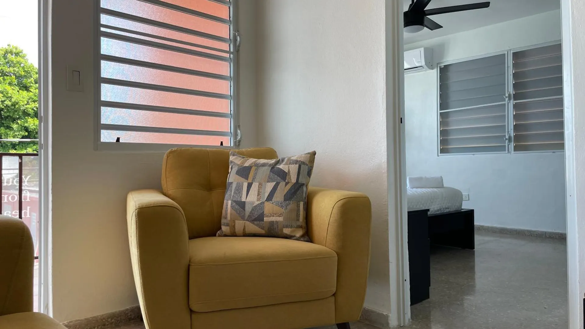 Mont Residence Offering A Loft And 3 Bedroom Apartment Steps From The Ferry Βιέκες Πουέρτο Ρίκο